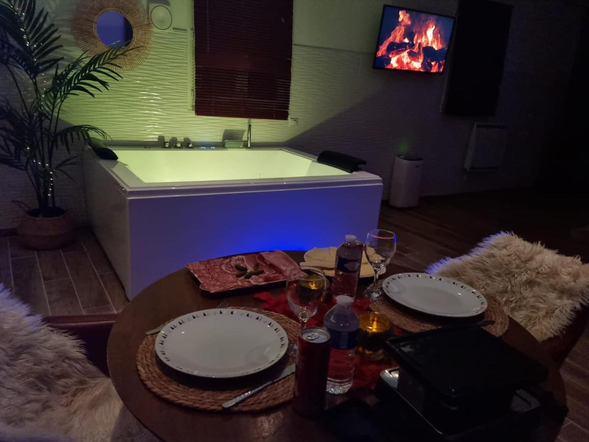 Suite De Charme Avec Jacuzzi Et Jardin Privatif Paris Au Calme Saint-Prix (Val d'Oise) Exterior foto
