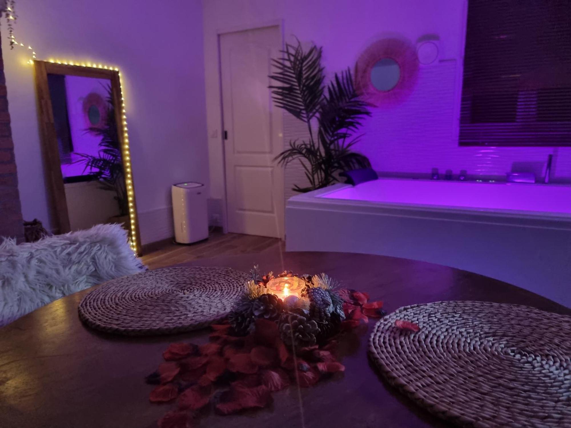 Suite De Charme Avec Jacuzzi Et Jardin Privatif Paris Au Calme Saint-Prix (Val d'Oise) Exterior foto