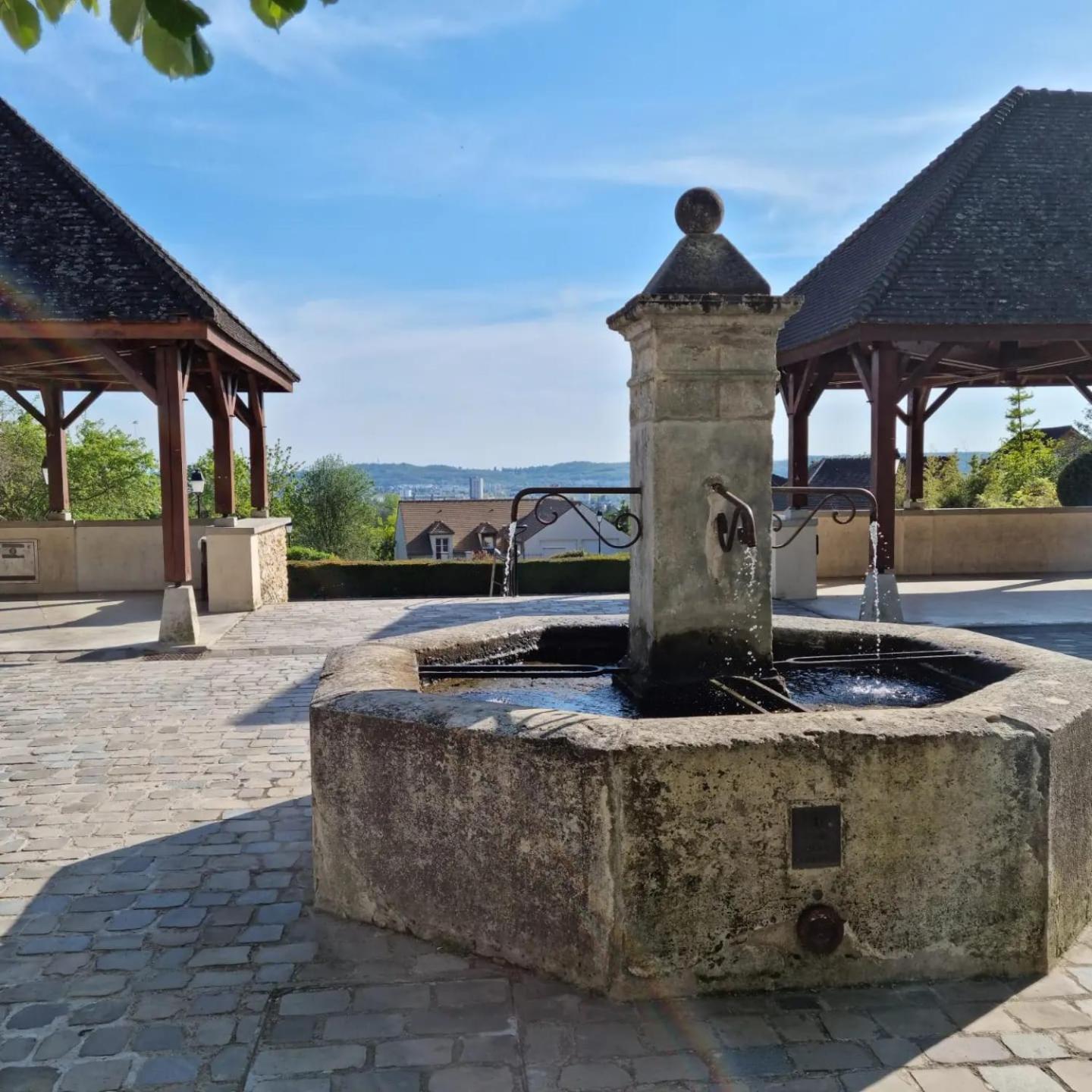 Loft De Luxe Jacuzzi Et Jardin Privatif 10 Minutes De Stade De France Saint-Prix (Val d'Oise) Exterior foto