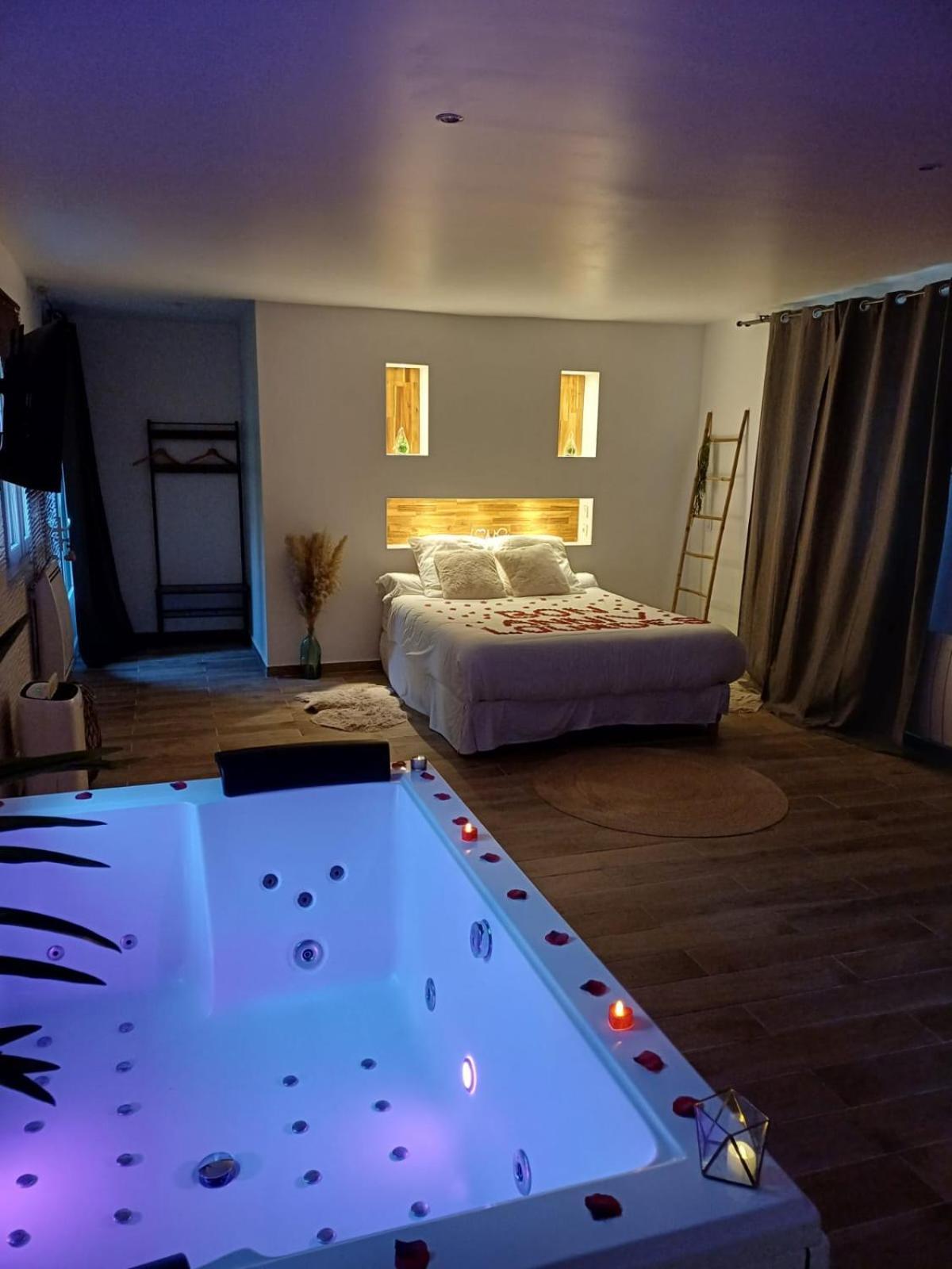 Loft De Luxe Jacuzzi Et Jardin Privatif 10 Minutes De Stade De France Saint-Prix (Val d'Oise) Exterior foto