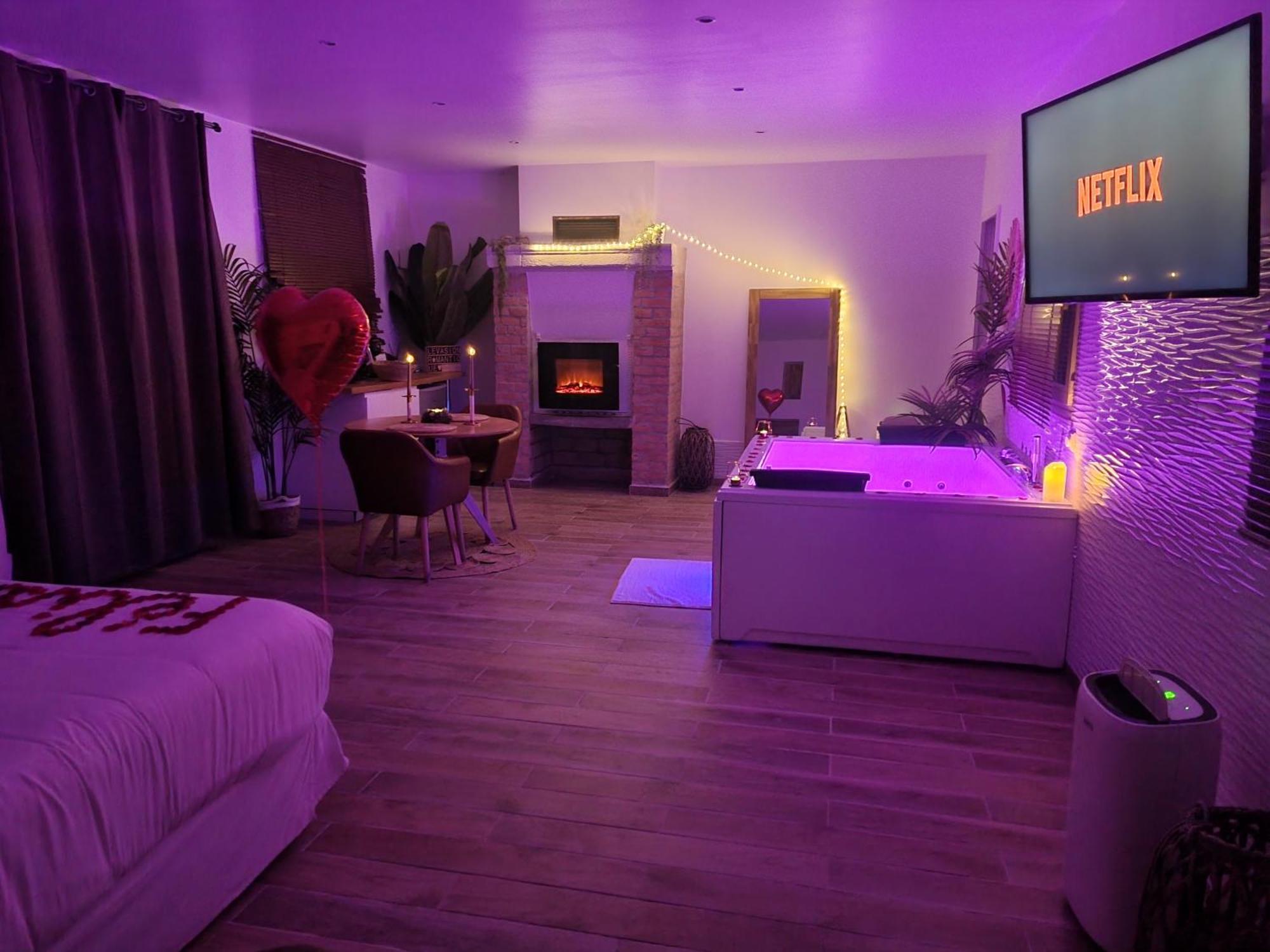 Suite De Charme Avec Jacuzzi Et Jardin Privatif Paris Au Calme Saint-Prix (Val d'Oise) Exterior foto
